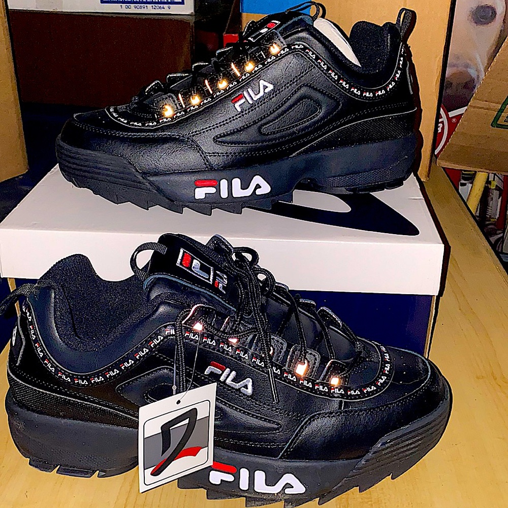 BRAND NEW - FILA - MENS SHOES
